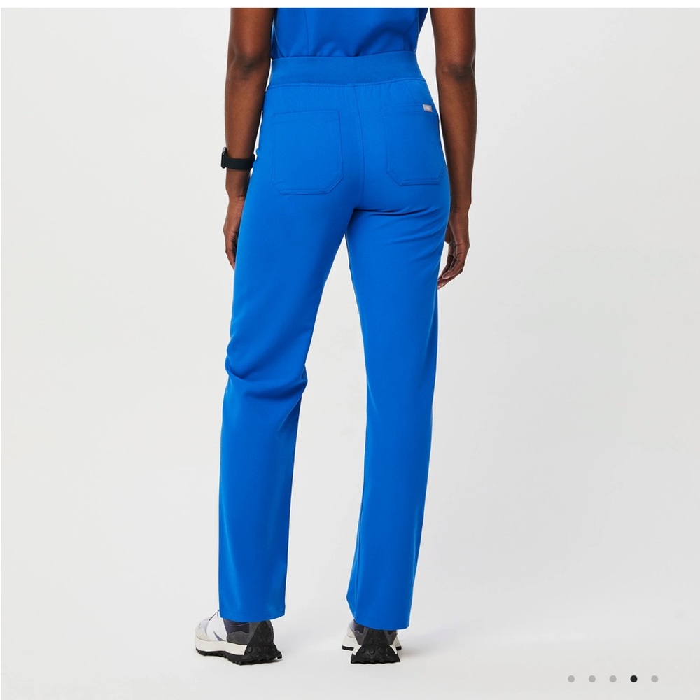 High Waisted Livingston Basic Scrub Pants - Picture 4 of 6